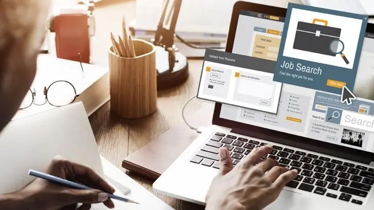 منصات رقمية للبحث عن فرص العمل عن بُعد