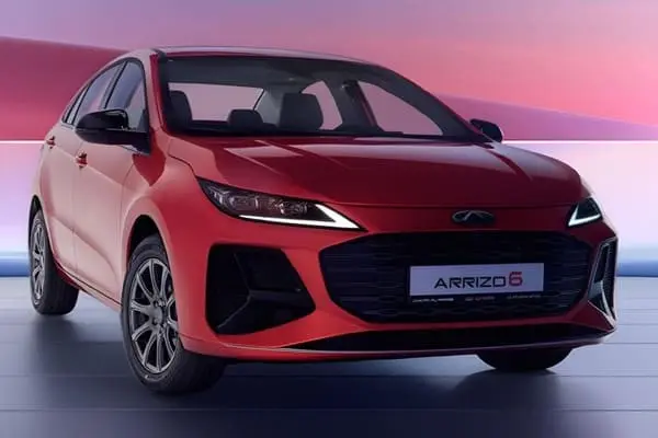 شيري أريزو 6 GT موديل 2027 ضمن السيارات الواردة في المقارنة
