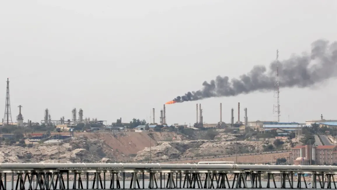 Trump Claims Iranian Oil Pipelines Could Explode in Days