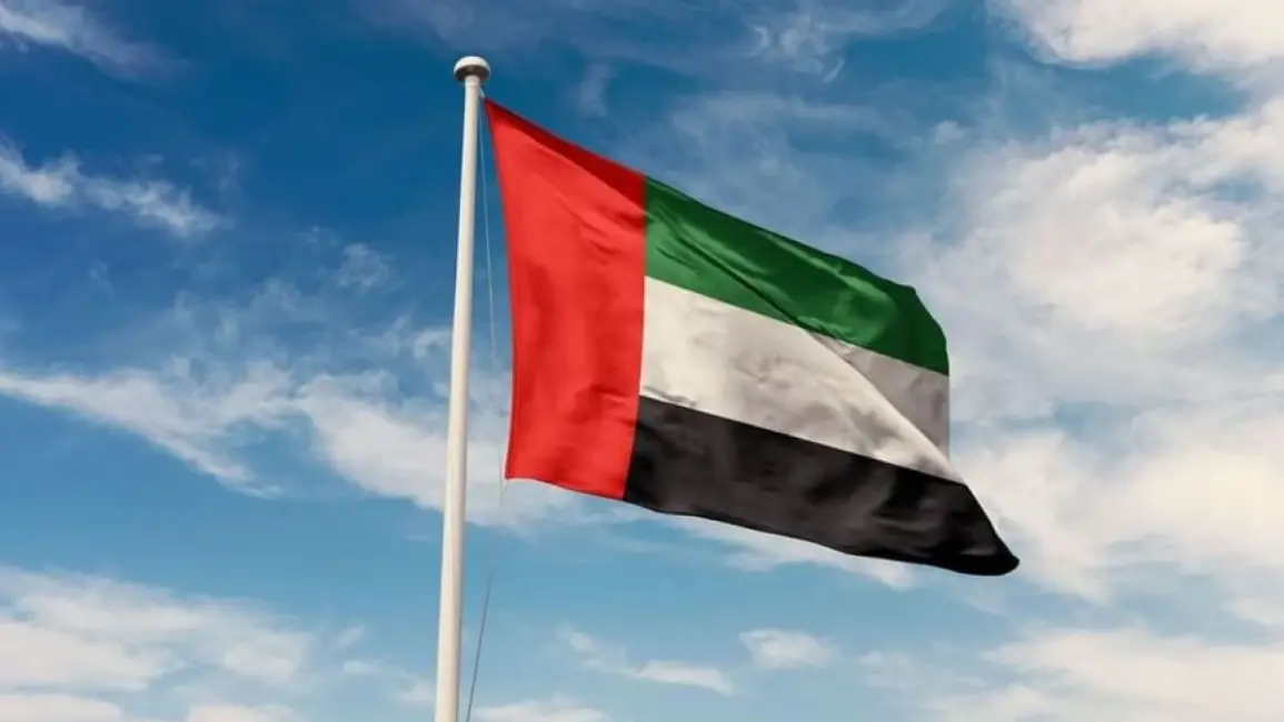 عاجل عجمان: تقليص ساعات العمل الحكومية إلى 7 ساعات يومياً خلال الصيف ضمن مبادرة “صيفنا متوازن”