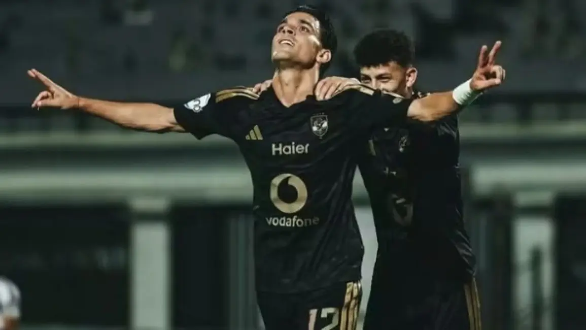 الأهلي يعلن قائمة القمة أمام الزمالك: غياب ياسر إبراهيم وانضمام محمد عبد الله ومعوض