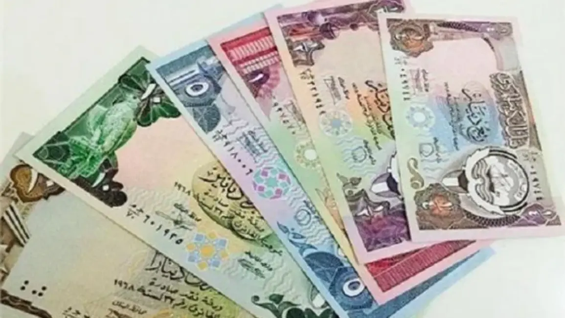 سعر الدينار الكويتي أمام الجنيه المصري في ختام تعاملات الأربعاء 14 أكتوبر 2026