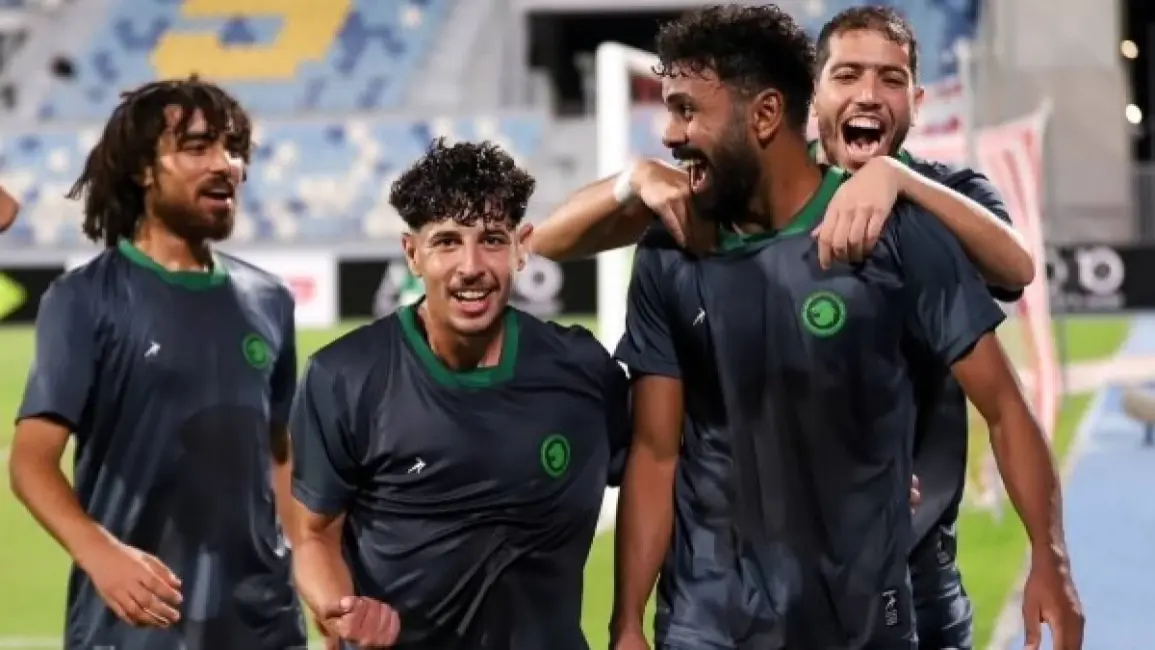 الأهلي يخطط لاستعارة محمد شرقية من مودرن سبورت في يناير