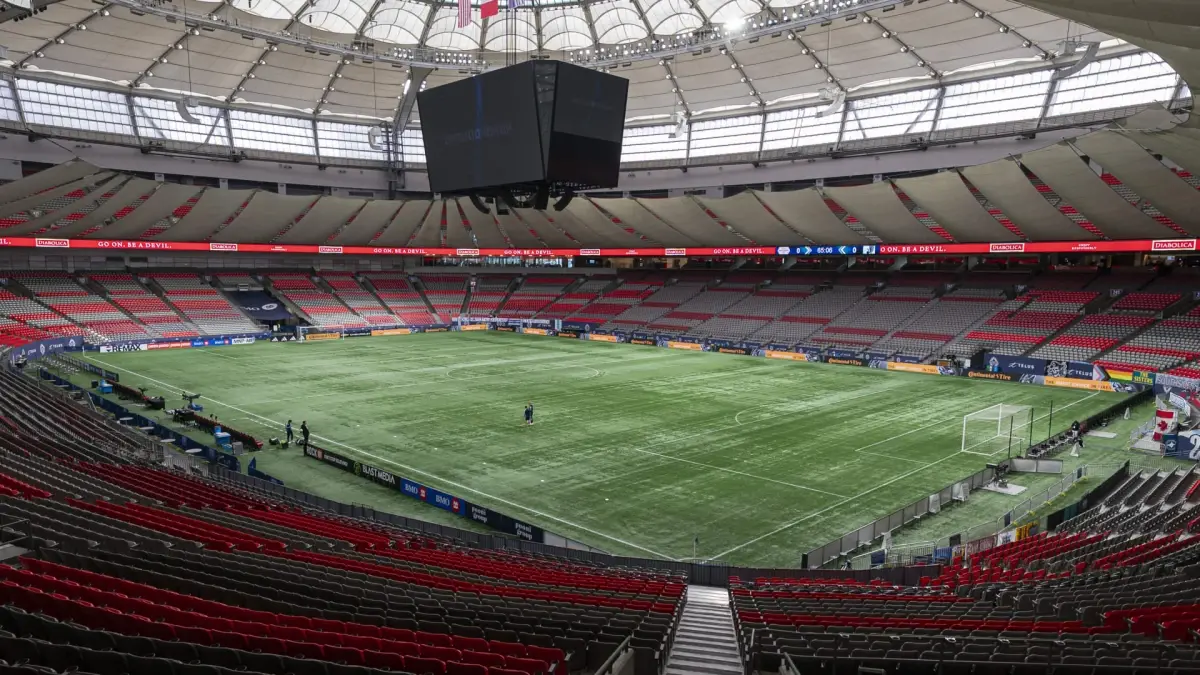 احتساب أول هدف في الدوري الكندي بموجب قانون التسلل الجديد