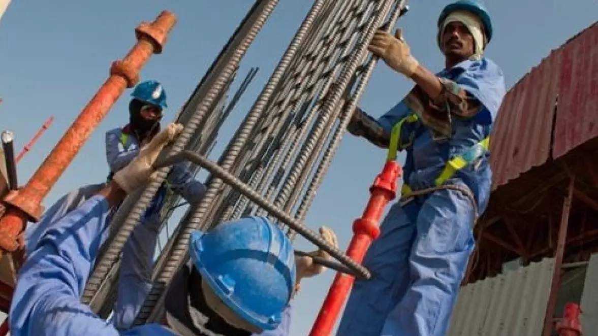 Bahrain Enforces Summer Outdoor Work Ban to Protect Workers - Akhbrna News