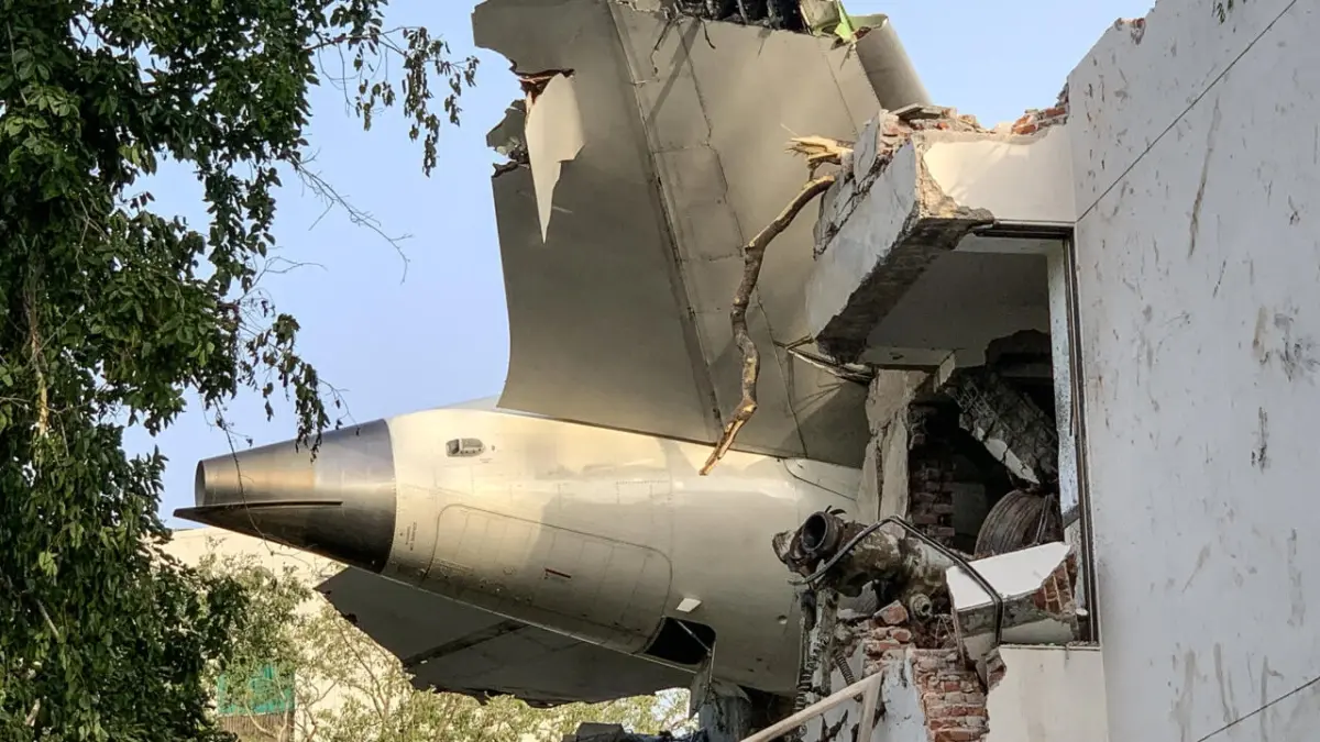 Cockpit Audio Recovered from Air India Crash Investigation - Akhbrna News