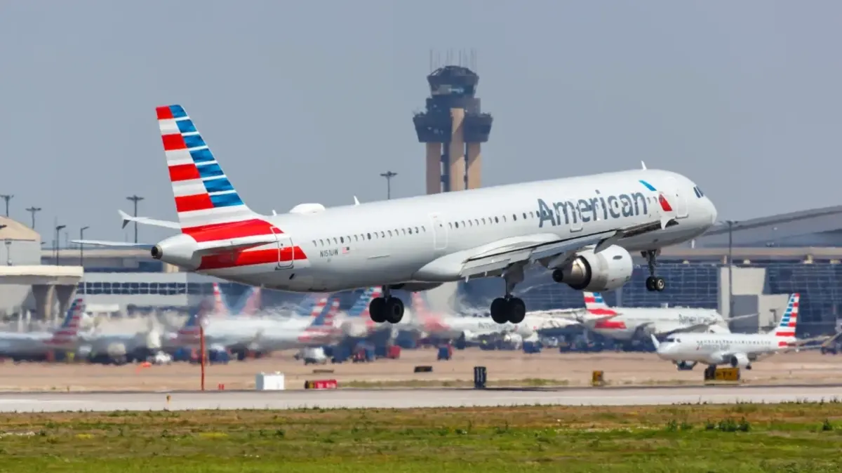 استئناف تدريجي للرحلات الجوية في الولايات المتحدة مع تراجع أزمة المراقبين