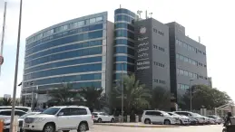 القيادة في أبوظبي