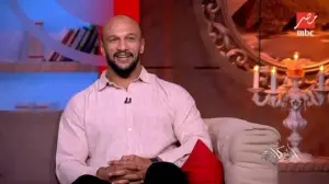 كرم جابر يكشف رحلة عودته للمصارعة ويحمل عمرو أديب على الهواء