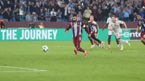محمد صلاح يقود طرابزون سبور للفوز على هارتس في دوري المؤتمر الأوروبي