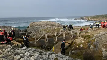 انهار الممشى الخشبي