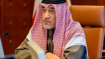 ووزير الداخلية الكويتي الشيخ فهد اليوسف