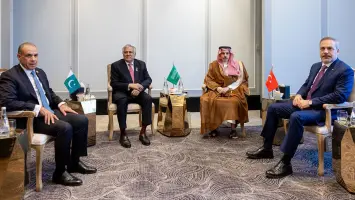 اجتماع قيادات عسكرية سعودية وتركية وباكستانية