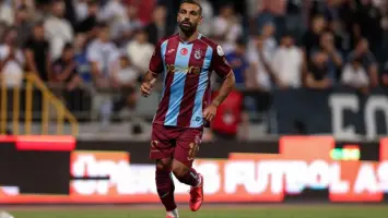 محمد صلاح مع طرابزون سبور خلال مباراة أمام جينتشليربيرليجي