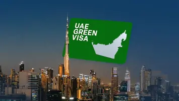 شروط الحصول على الإقامة الخضراء في الإمارات 2025 والرسوم المطلوبة