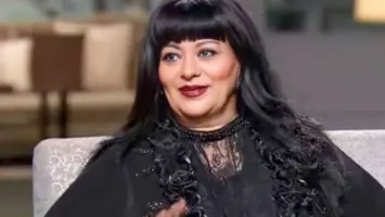 الفنانة فريدة سيف النصر تطالب حسين فهمي بتكريم فنانيين راحلين