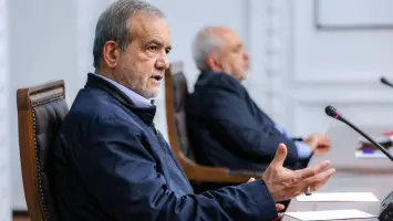 الرئيس الإيراني: علينا أدارة العلاقة والمواجهة مع أميركا بأنفسنا