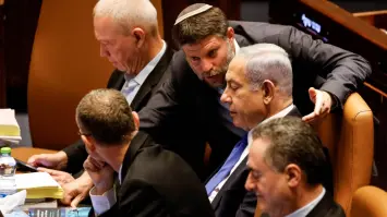 إسرائيل تخطط لإقامة حكم عسكري طويل في قطاع غزة