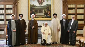 الرئيس الإيراني يطلب دعم بابا الفاتيكان لإنهاء الصراع في الشرق الأوسط