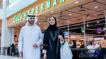 Lulu announces the launch of 12 new stores, Reporting $1.86B Q3 revenue growth