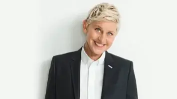 الإعلامية "ألين دي جينيريس" تعلن الهجرة لبريطانيا بعد فوز ترامب