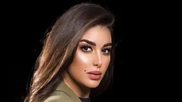 الفنانة ياسمين صبري تتعرض لإصابة قوية في قدمها