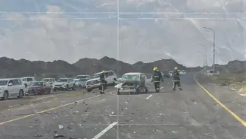 Oman: Two Dead and 22 Injured in Multi-Vehicle Collision