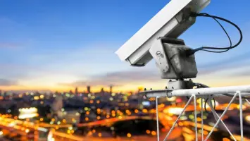 دبي تدشن رادار متطور يرصد 6 مخالفات ويحللها بالذكاء الاصطناعي