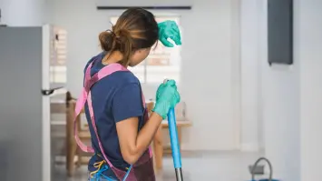 Dubai Simplifies Domestic Worker Visa Process with Online System