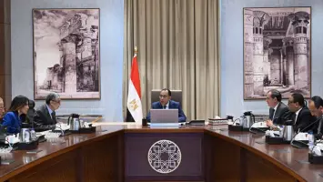 الحكومة المصرية تؤكد التزامها بسداد ما عليها من التزامات وديون