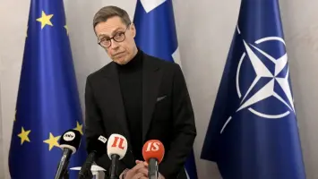 الناتو يعزز وجوده في بحر البلطيق بعد الأضرار بكابلات الكهرباء والإنترنت