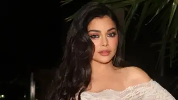 مدير أعمال هيفاء وهبي يطالب بالتحقيق معها بسبب تصريحاتها ضد المصريين