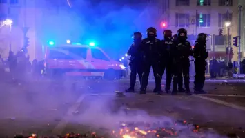 German Officials Push for Illegal Firework Ban Following Five Deaths and Riots