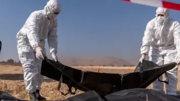 اكتشاف مقبرة جماعية جديدة في جنوب سوريا.. عظام وبقايا لباس طفت