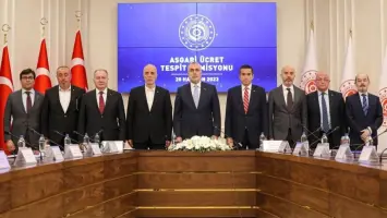 تركيا تعيد تقييم الحد الأدنى للأجور حسب تطورات التضخم ودعم التوظيف