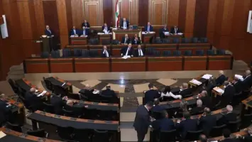 جلسة انتخاب الرئيس اللبناني تتحول إلى مشادات وشتائم متبادلة