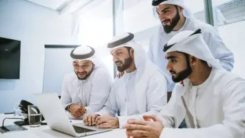 اعتماد قرارات جديدة بشأن موظفي القطاع الحكومي خلال شهر رمضان في الإمارات وقطر