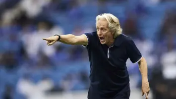 مدرب الهلال يكشف عن أهدافه وطموحاته للموسم الرياضي الحالي