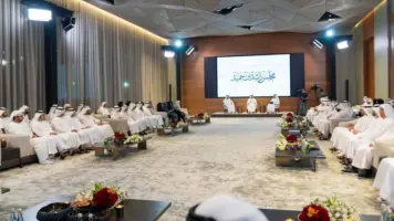 مجلس راشد بن حميد يسلط الضوء على جهود التنمية المستدامة في الإمارات