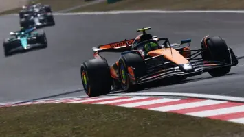 ماكلارين يبدأ موسم 2025 بفوز ثنائي ساحق في جائزة الصين الكبرى للفورمولا 1