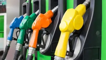 أسعار النفط تسجل ارتفاعاً طفيفاً وسط توتر العلاقات الإيرانية والجهود للتسوية في أوكرانيا