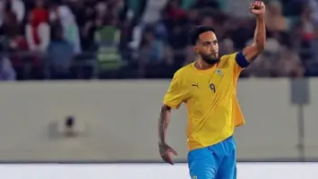 أوباميانج يقود الجابون للفوز على كينيا في تصفيات كأس العالم