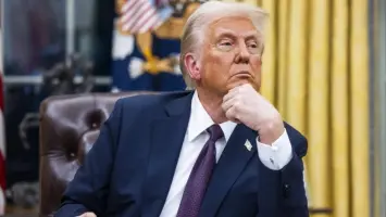 الديمقراطيون يطالبون باستقالة مسؤولي ترامب إثر تسريب أمني خطير