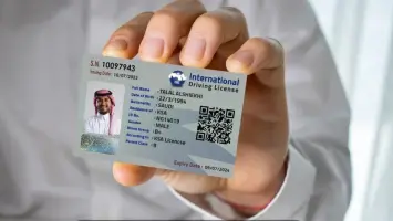 الإمارات تعلن عن شروط جديدة لإصدار رخص القيادة بموجب قانون المرور الجديد