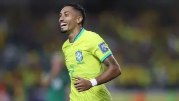 رافينيا يدفع ثمن تصريحاته الاستفزازية بعد خسارة البرازيل المؤلمة أمام الأرجنتين