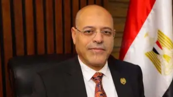 وزير العمل يعلن عن فرص عمل بعقود استعانة سنوية في مديريات العمل بالمحافظات