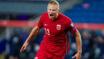 تحقيقات مانشستر سيتي تبرئ هالاند من اتهامات بإصابة عاملة بارتجاج