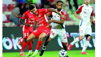 خسارة قمة الشارقة وشباب الأهلي: مباراة مخيبة للآمال في دوري أدنوك