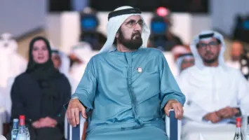 القادة الإماراتيون يستقبلون المهنئين بعيد الفطر المبارك