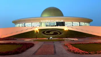 مركز الشارقة الذكي لإدارة مخاطر الطقس يواجه التحديات المناخية